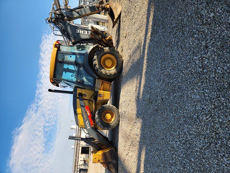 John Deere 310L Backhoe