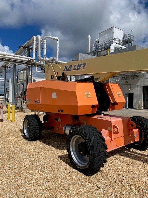 JLG 860SJ Personnel Lifts 